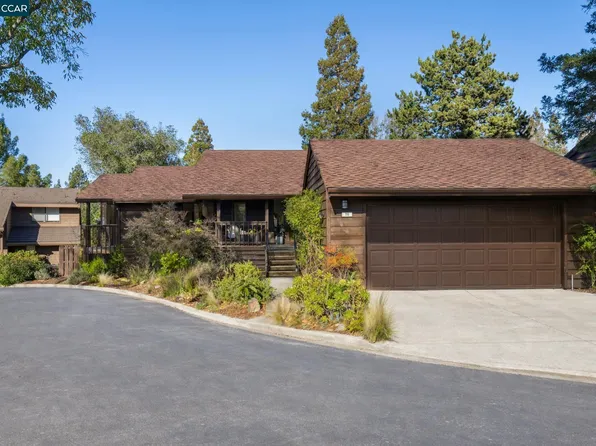 70 Exeter Ln, Pleasant Hill, CA 94523