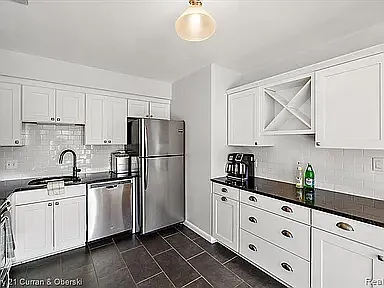 335 N Eton St #31H — Photo 9