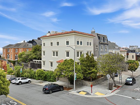 4th image of 2998 Pacific Ave