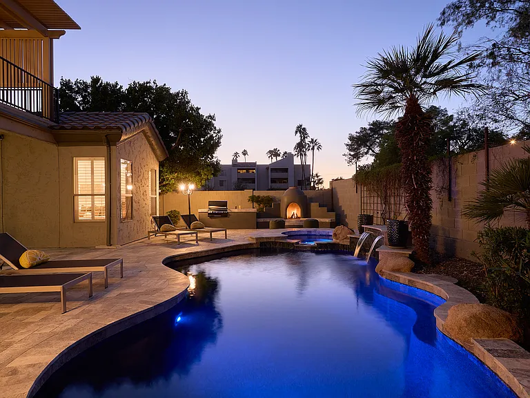 3202 E Orange Dr — Photo 49