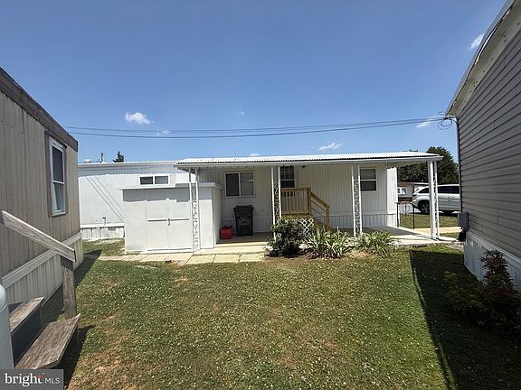 4th image of 14 Hilltop Ave