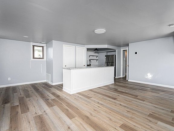 2nd image of 1802 N Talbott St Unit 1