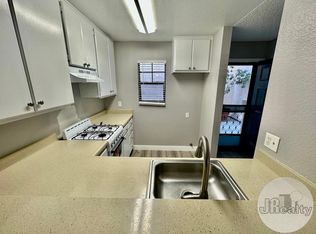 1130 Newport Ave UNIT 110, Long Beach, CA 90804