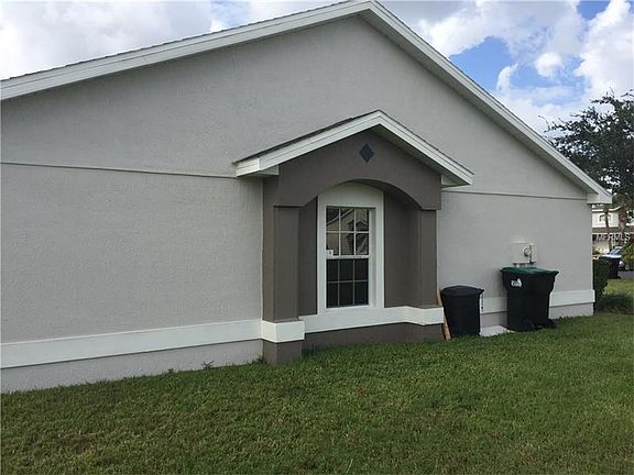 2nd image of 1220 Caribbean Cove Ct