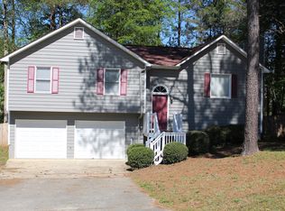 214 Silverthorne Trl, Douglasville, GA 30134