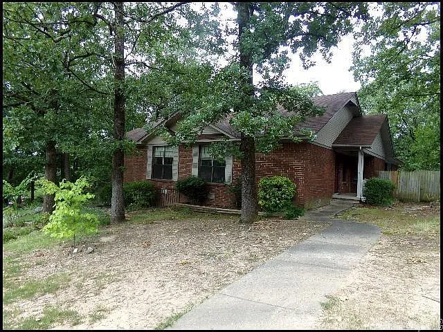 14 Woodlore Cir — Photo 11