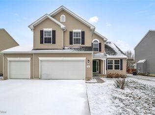 3961 Woodworth Dr, Lorain, OH 44053