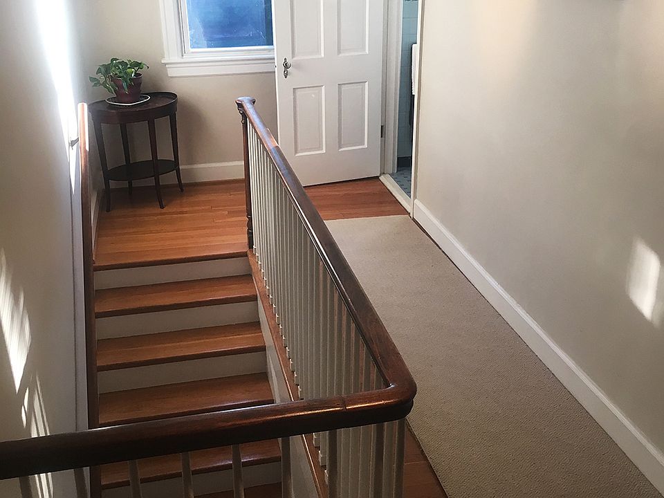 2nd image of 1125 Dawson St