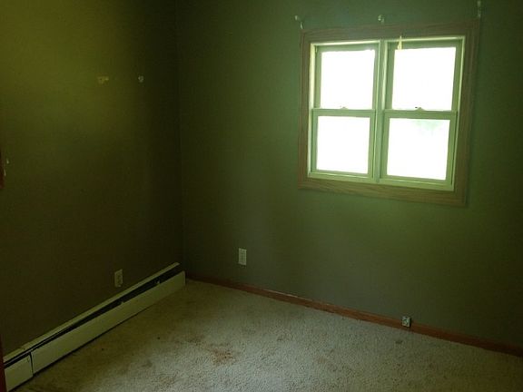 3rd image of 14393 300th St