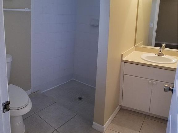 5th image of 4614 Leonard Blvd S