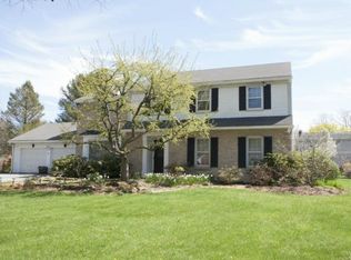 2887 Meadowbrook Cir S, Allentown, PA 18103