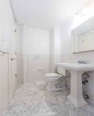 Rented by City Connections Realty | media 20