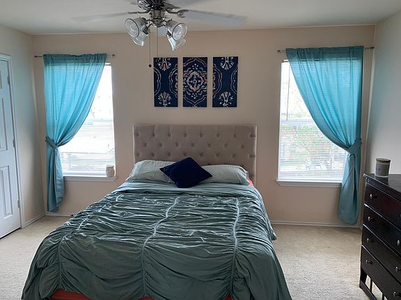 2nd image of 712 Claremont Pkwy #B