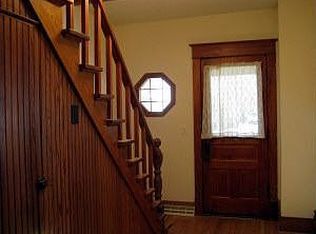 560 Gifford St, Genoa City, WI 53128