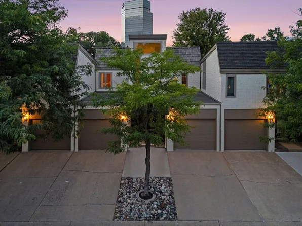 3770 Towndale Dr, Bloomington, MN 55431