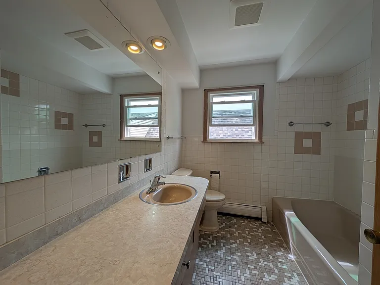 6537 N Natoma Ave #2 — Photo 14
