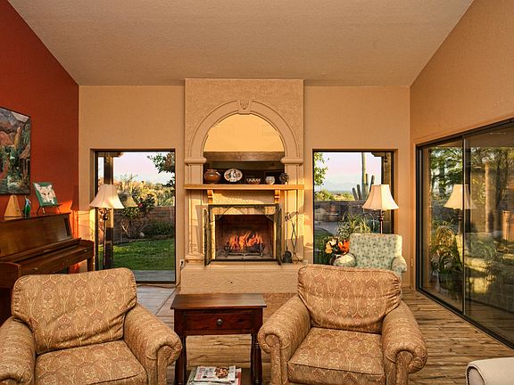 3rd image of 4420 N Camino De Carrillo