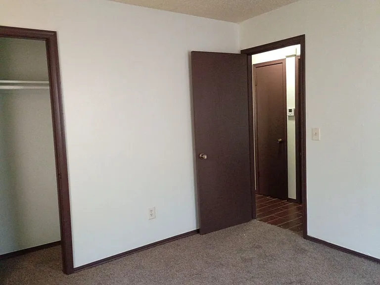 306 W Michael Dr — Photo 14