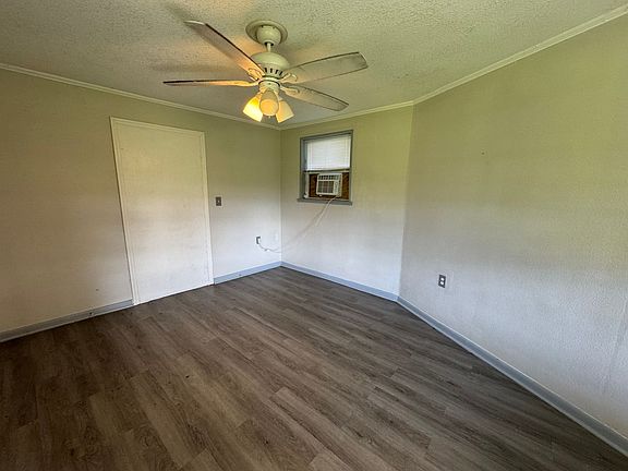 4th image of 12534 Roberts St #1