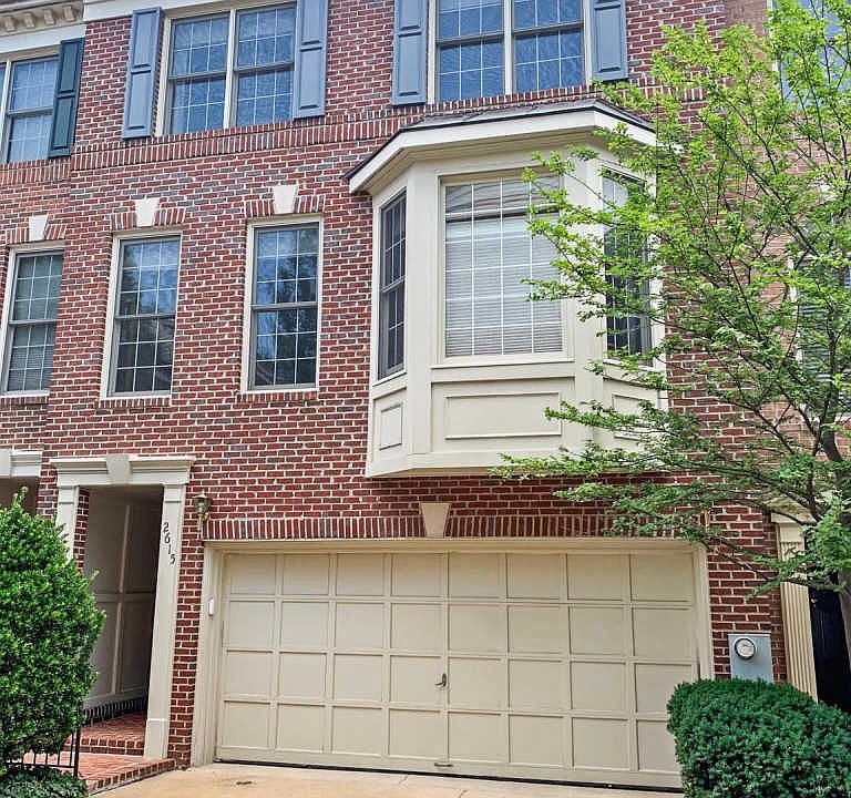 1st image of 2615 Gadsby Pl