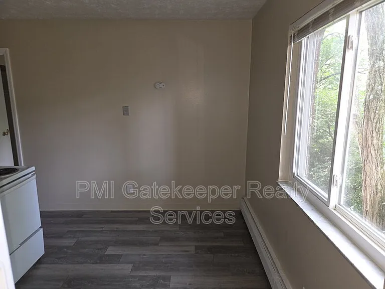 2459 Montana Ave #4 — Photo 10