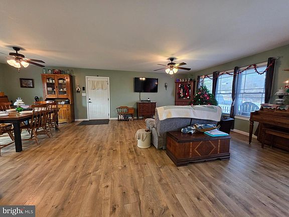 2nd image of 135 Hershel Ln