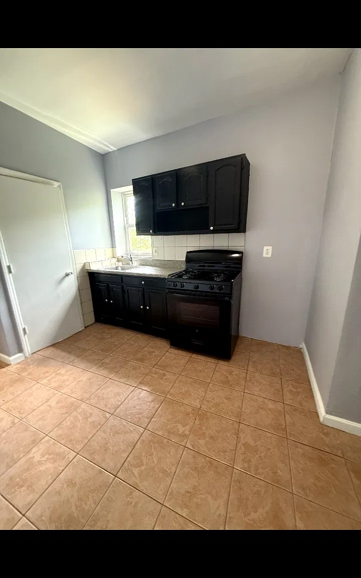 2 bed, $1,495 — Photo 3