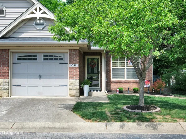 10111 Spruce Grove Dr, Jeffersontown, KY 40299