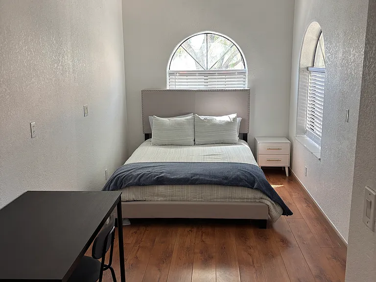 800 Antonio Dr — Photo 9