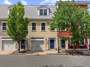 52 Rutherford Ave, Charlestown, MA 02129