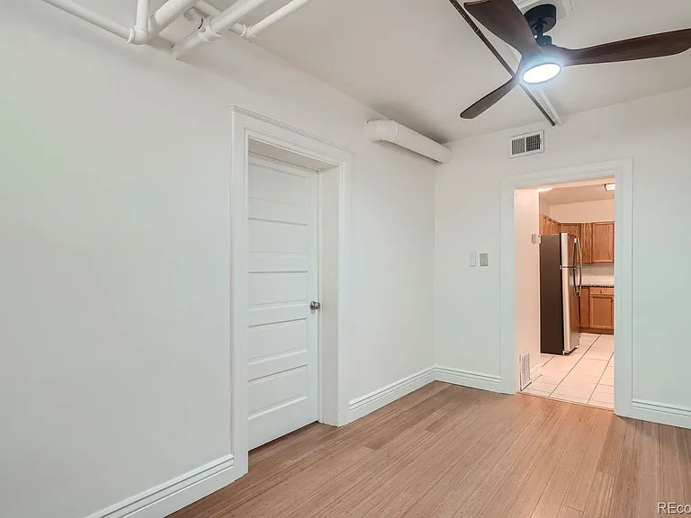954 N Pearl St #B — Photo 20