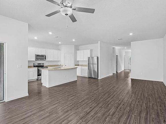 4th image of 7926 105th Avenue