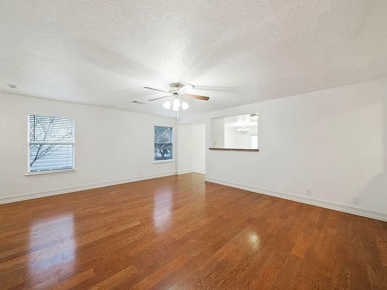 10215 Tiger Bay — Photo 8