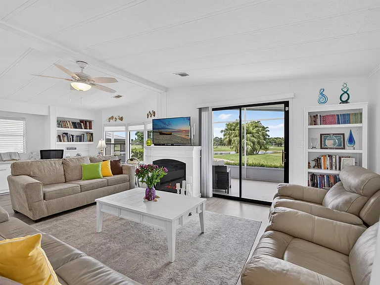 7640 SE Shenandoah Dr — Photo 26