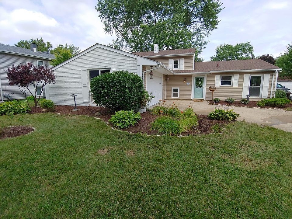 1st image of 100 Vantroba Dr