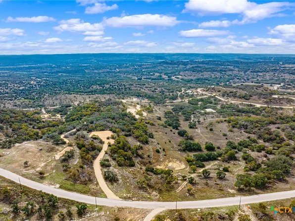 E Twisted Oak Trl, Blanco, TX 78606