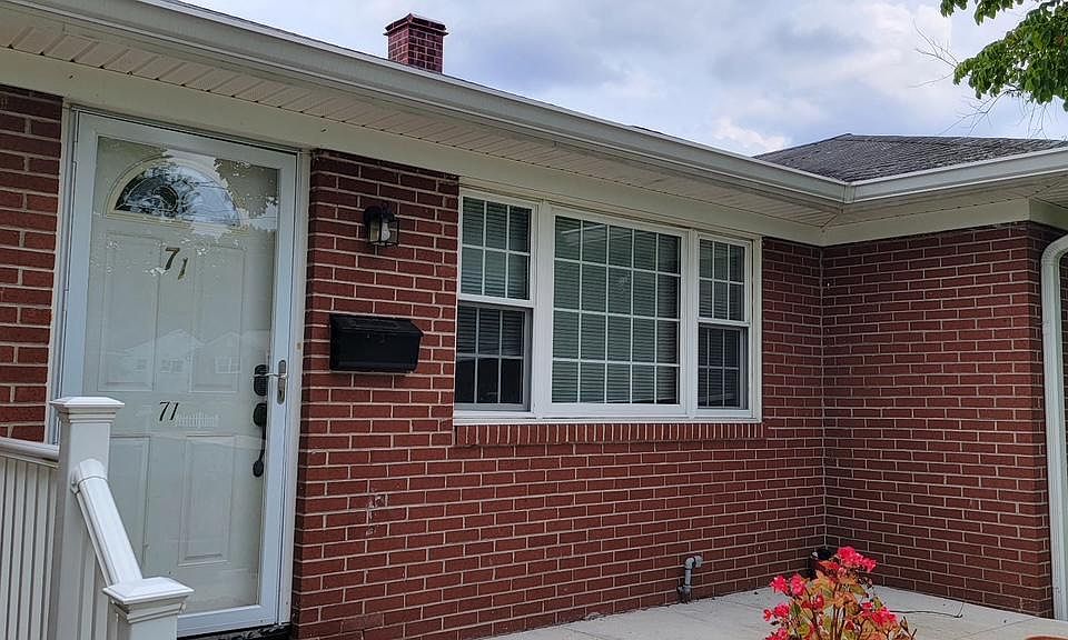 1st image of 71 Hardwick Dr