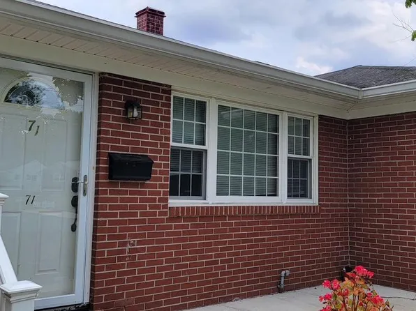 71 Hardwick Dr, Ewing, NJ 08638