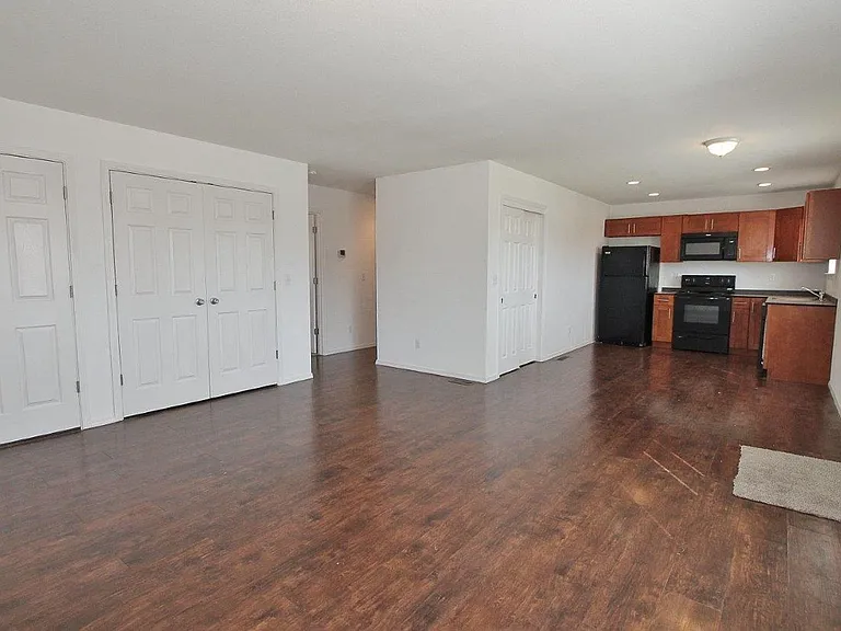 4016 Washington Ave — Photo 5