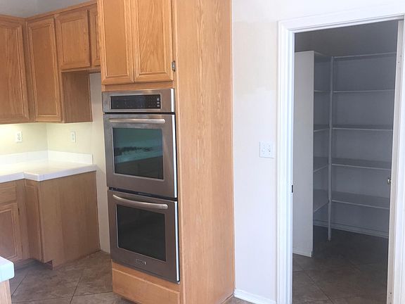 3rd image of 1576 Summer Creek Ct