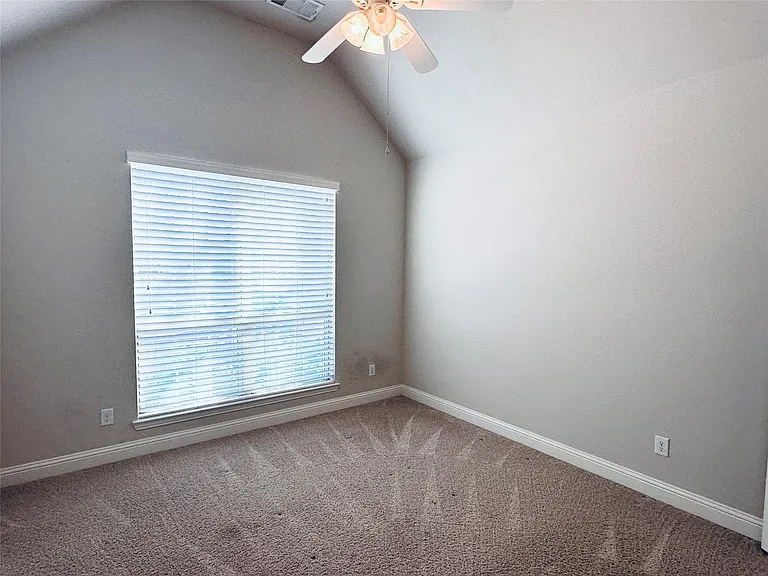 4712 El Paso St — Photo 8