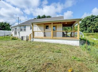 1820 E Myrtle Ave, Johnson City, TN 37601