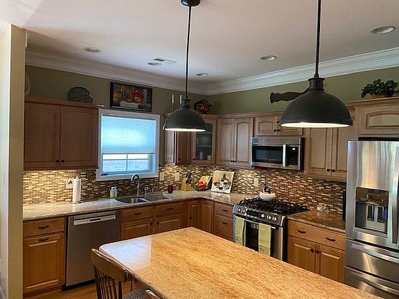 5th image of 8445 Milano Way