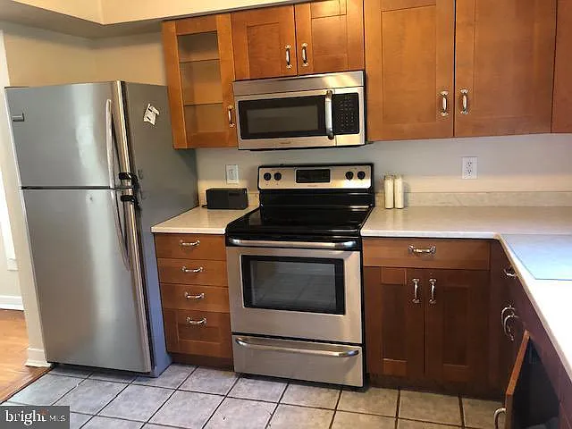 22 Mooring Point Ct — Photo 2