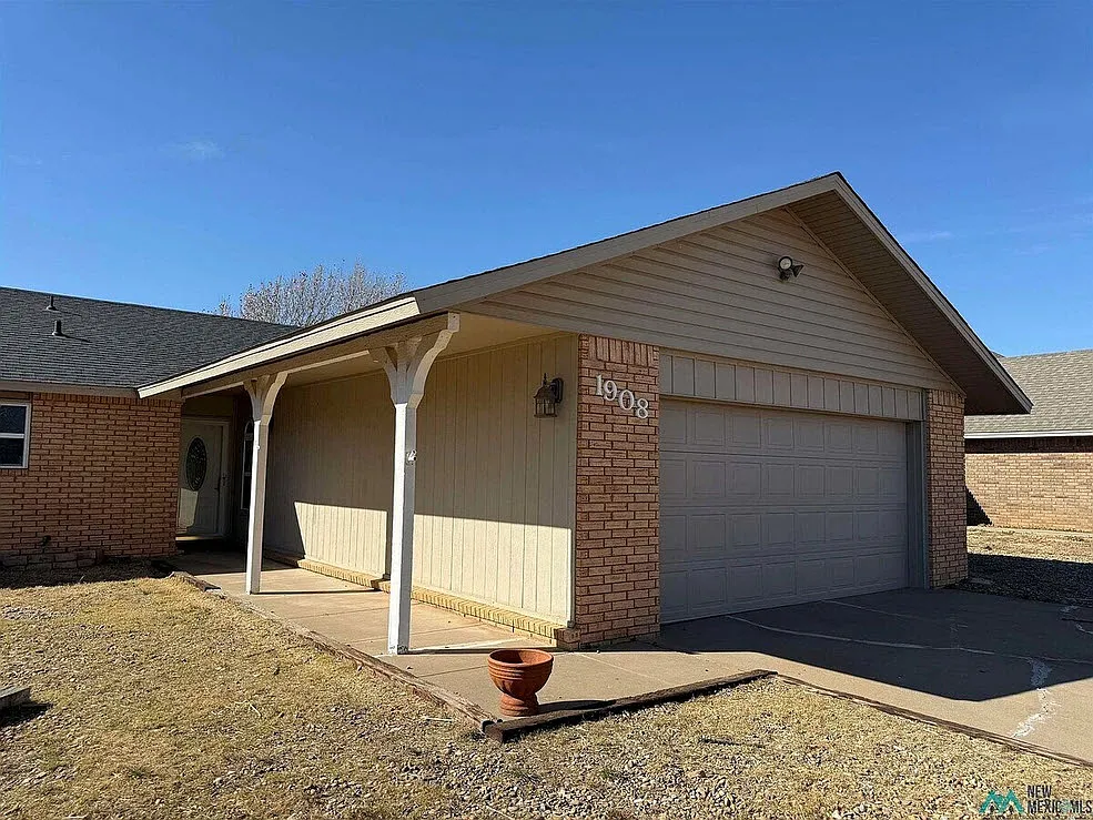 3 bed, 1652 sqft, $1,650 — Photo 2