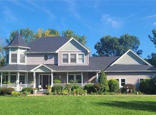 38 Deertrack Ln, Brockport, NY 14420