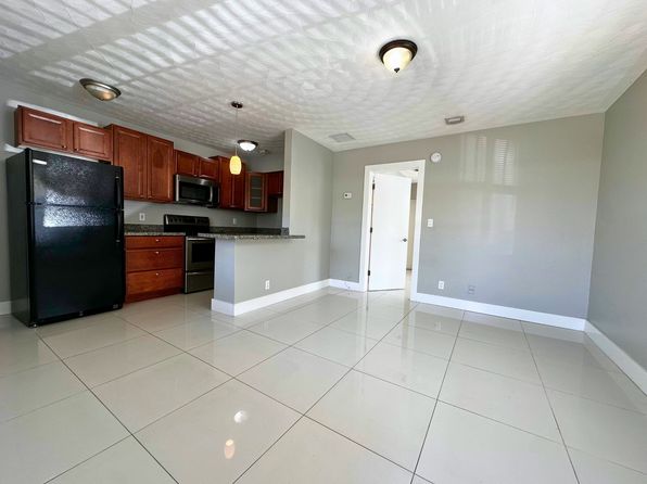 824 NE 17th Ter #6