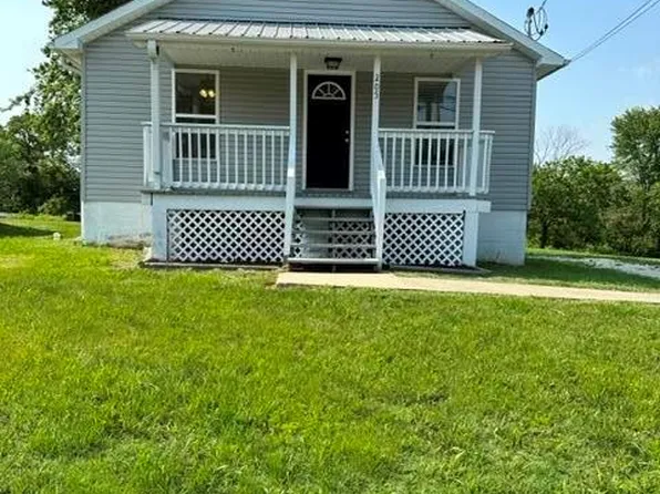 205 W Springfield Rd, Saint Clair, MO 63077