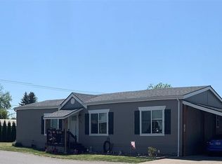 104 Essex Dr, Aumsville, OR