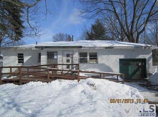 3096 McDermott St, Norton Shores, MI